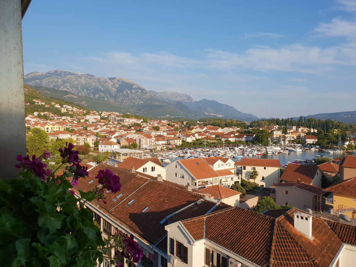 Vb Apartmani Teodo Esterno foto